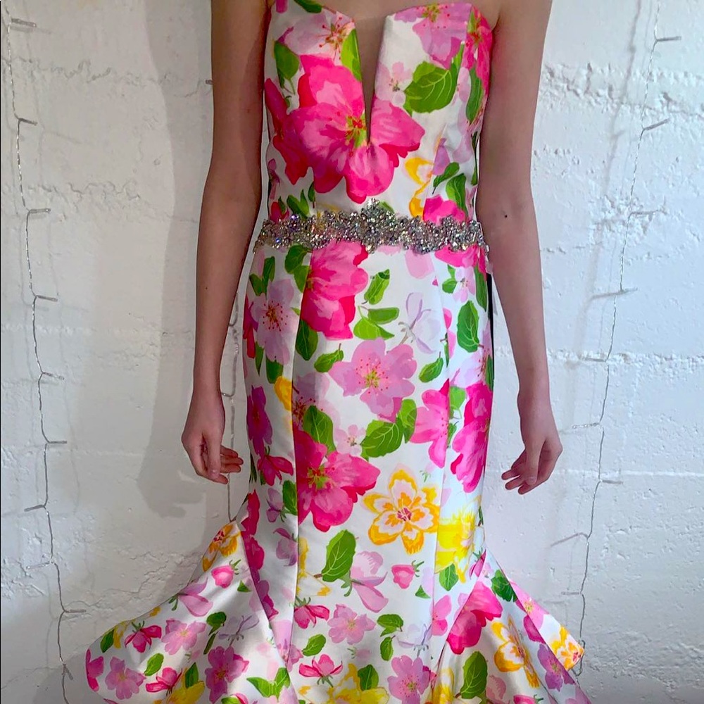 prom dress!!